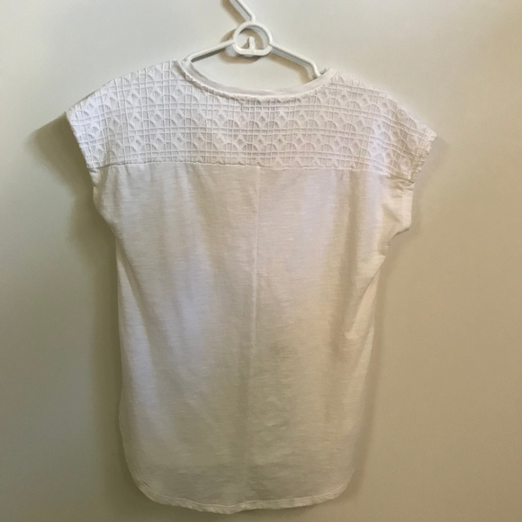 Liz Clairborne white tee - Picture 5 of 6